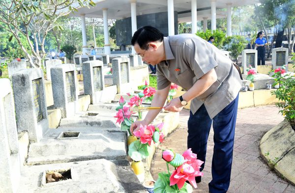 Chủ tịch Quốc hội Vương Đình Huệ